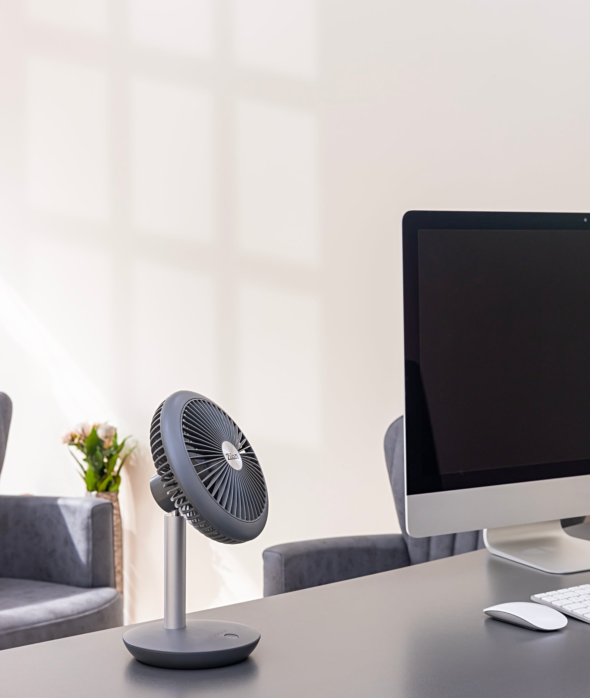 Ventilator portabil reincarcabil ZILAN ZLN-4000, Gri incarcare USB, Putere 5W, Diametru 18 cm, 4 viteze reglabil pe vertical