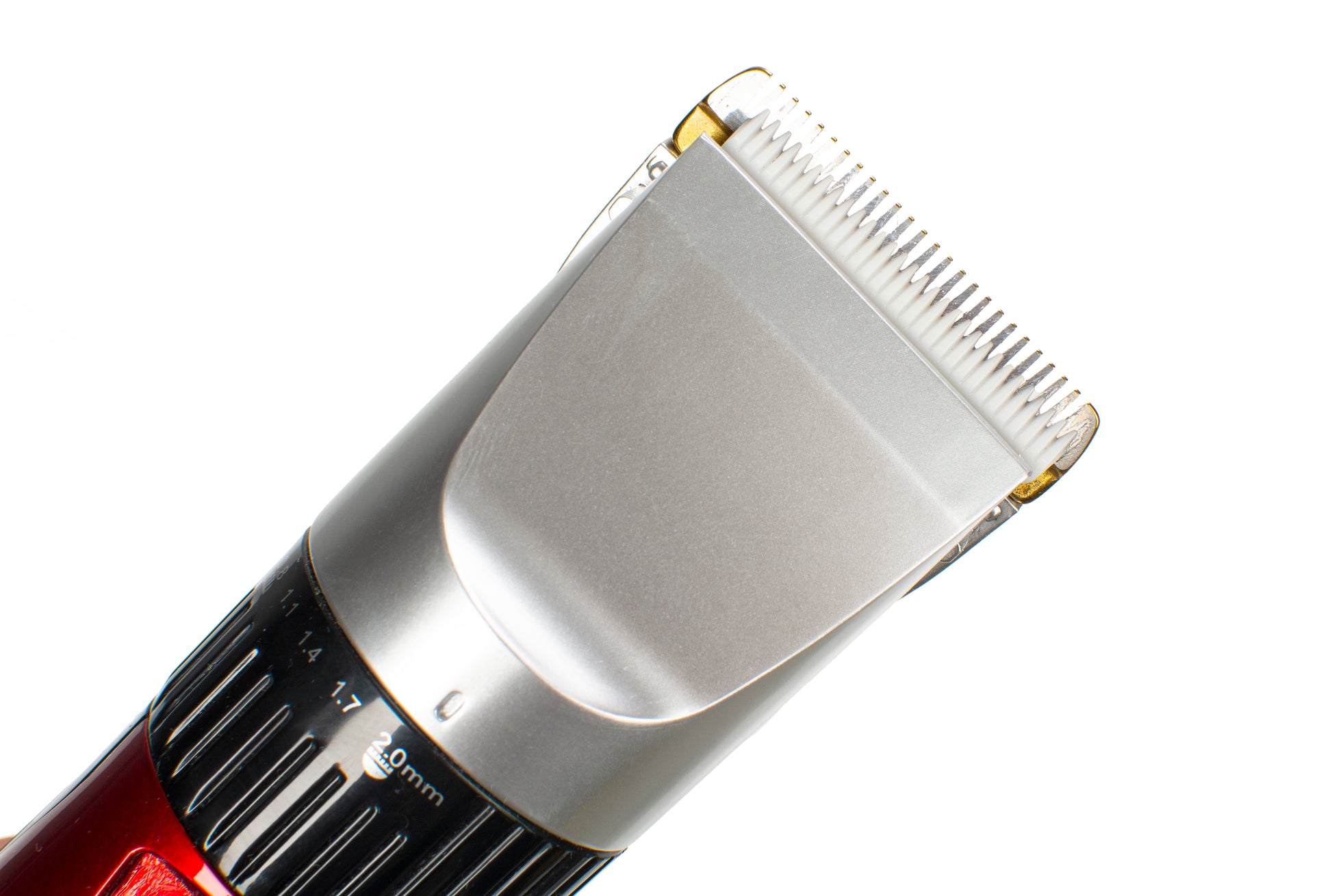 Aparat de tuns profesional Zilan ZLN1246 fara fir, cu acumulator de schimb inclus, 4 marimi de schimb, perie de curatare si ulei incluse, Rosu