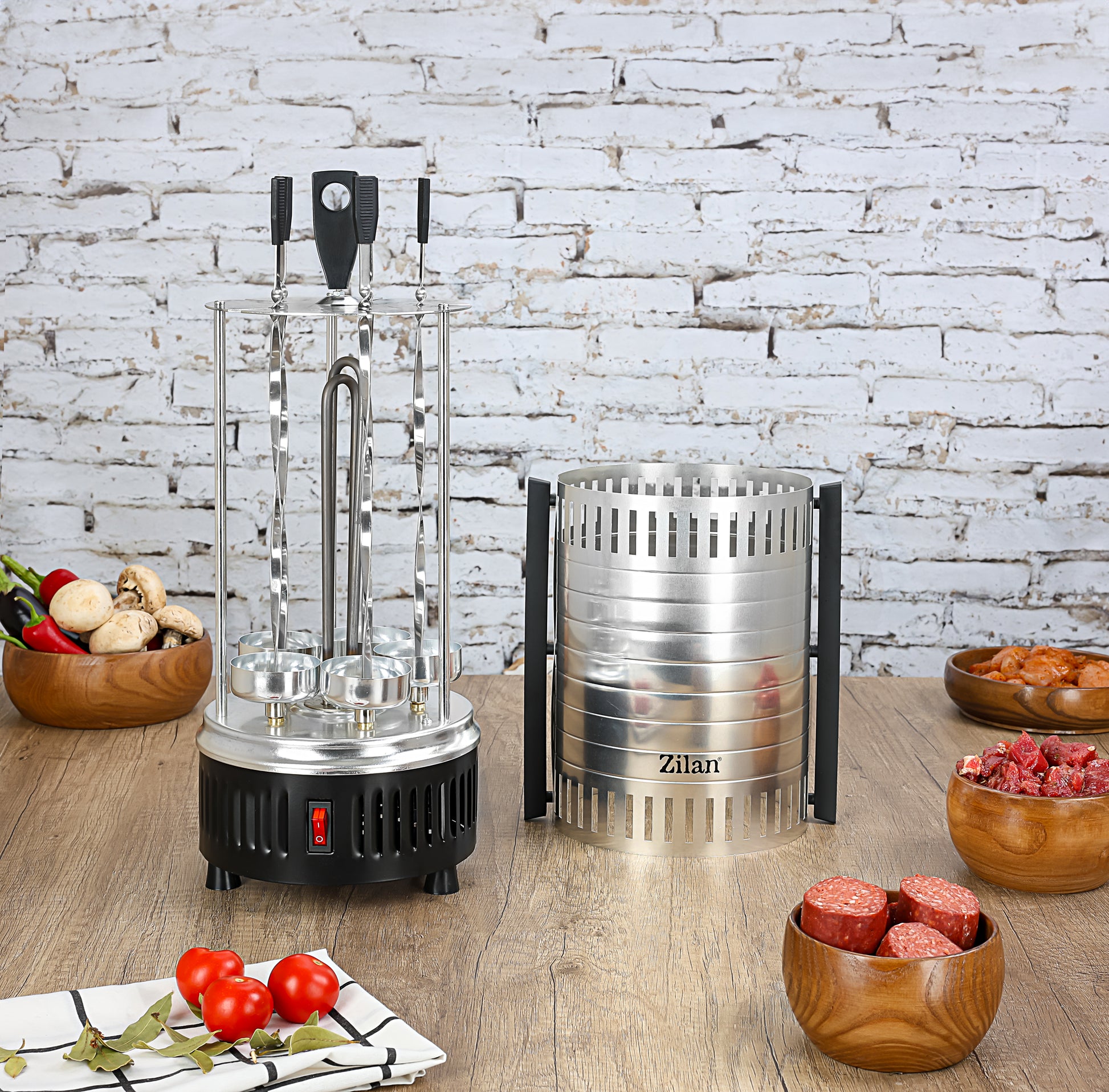 Gratar vertical Zilan ZLN5565 argintiu, putere 900W, rotatie automata, 5 bete pentru frigarui