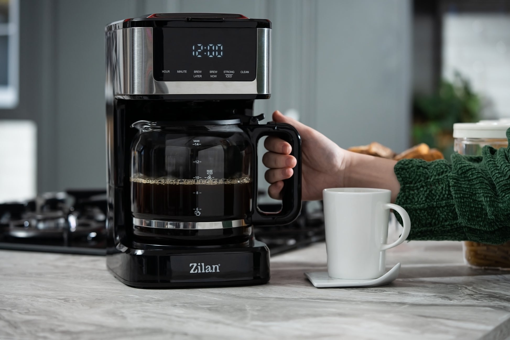 Cafetiera digitala Zilan ZLN9266, functie de preparare la o ora uterioara, auto curatare
