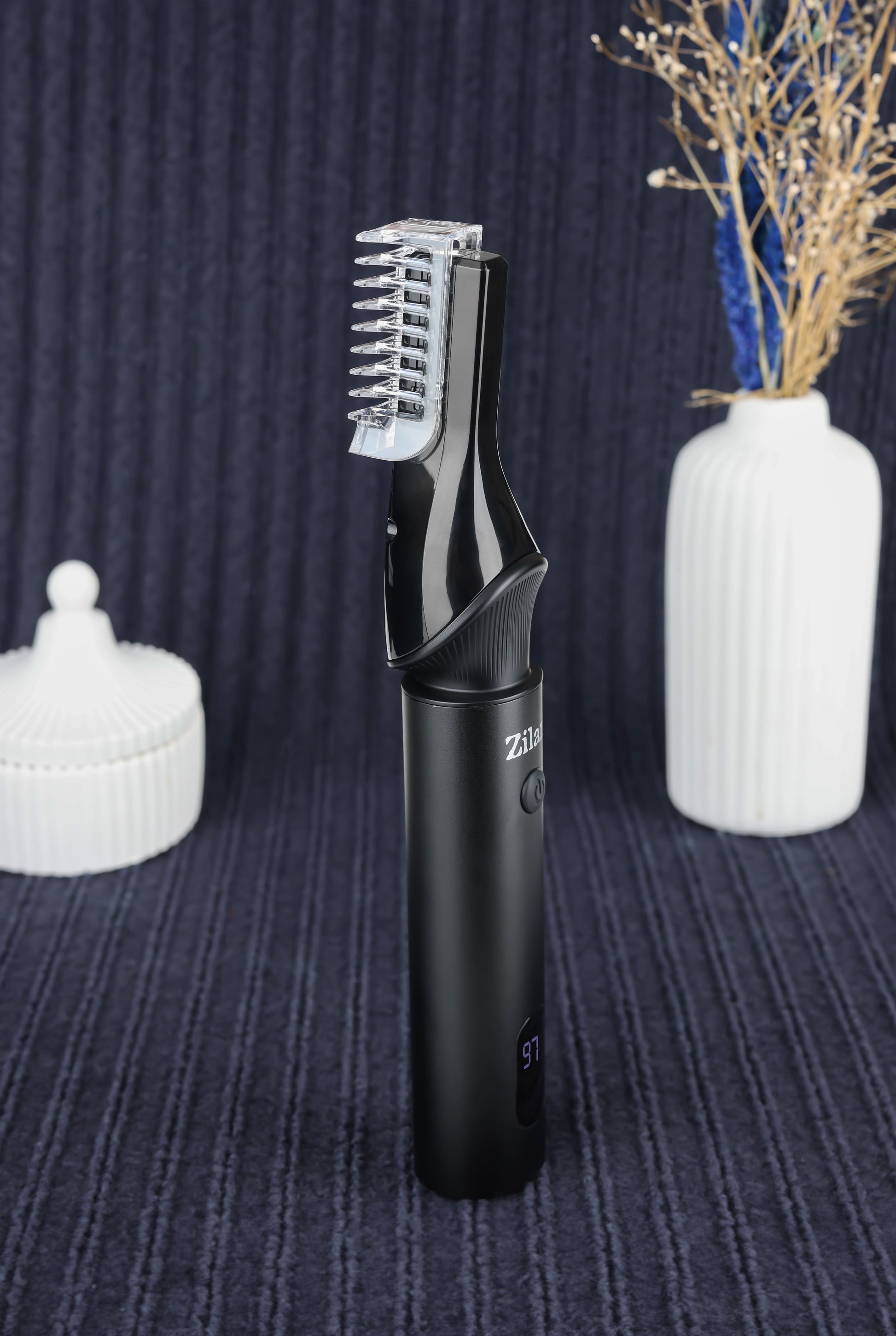 Aparat de tuns ZIlan ZLN8672, autonomie de 140-170 de minute, 6 capete diferite si 7 nivele de tundere