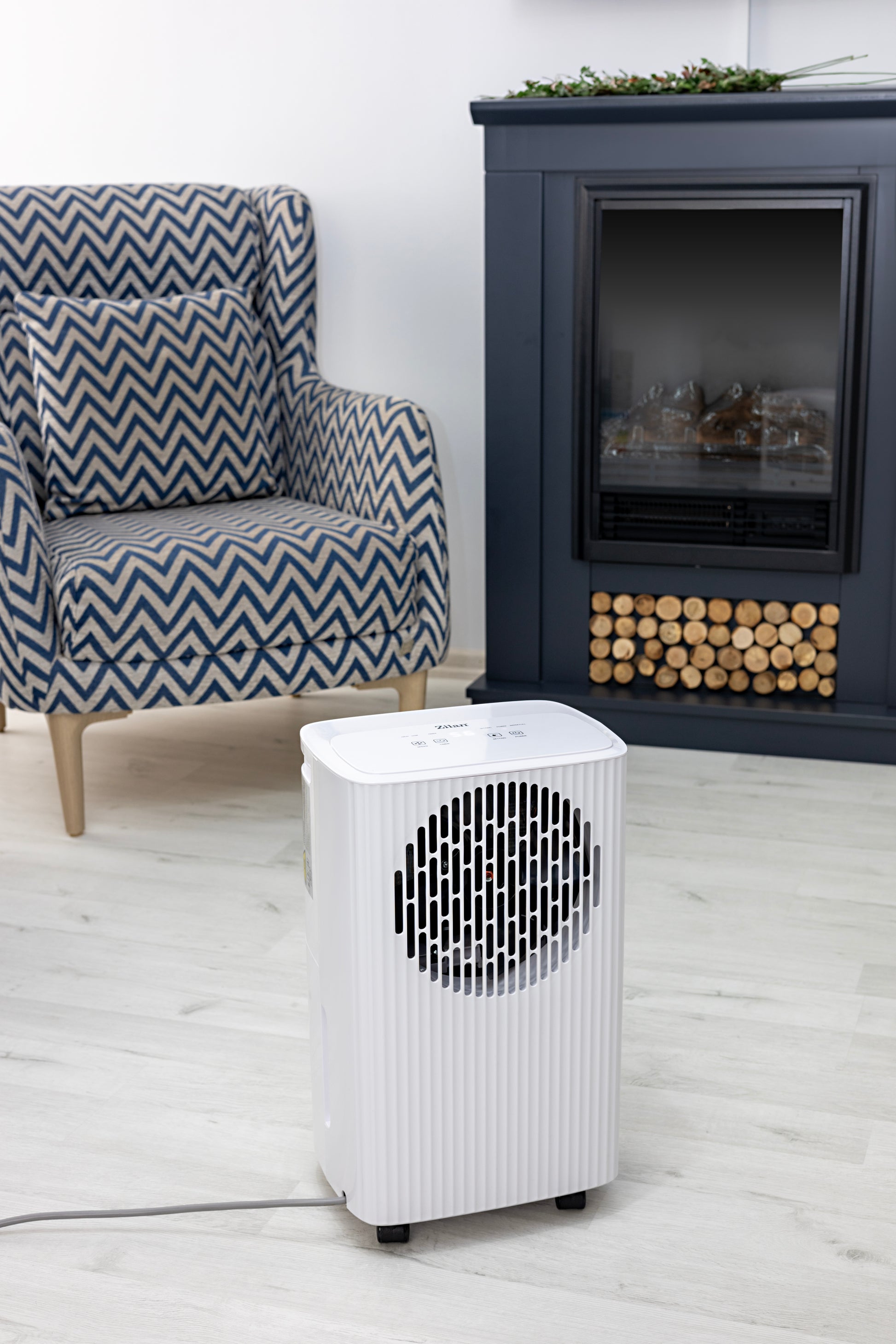 Dezumidificator aer Zilan ZLN1061, Timer, capacitate 10L la 24 de ore, Humidistat reglabil