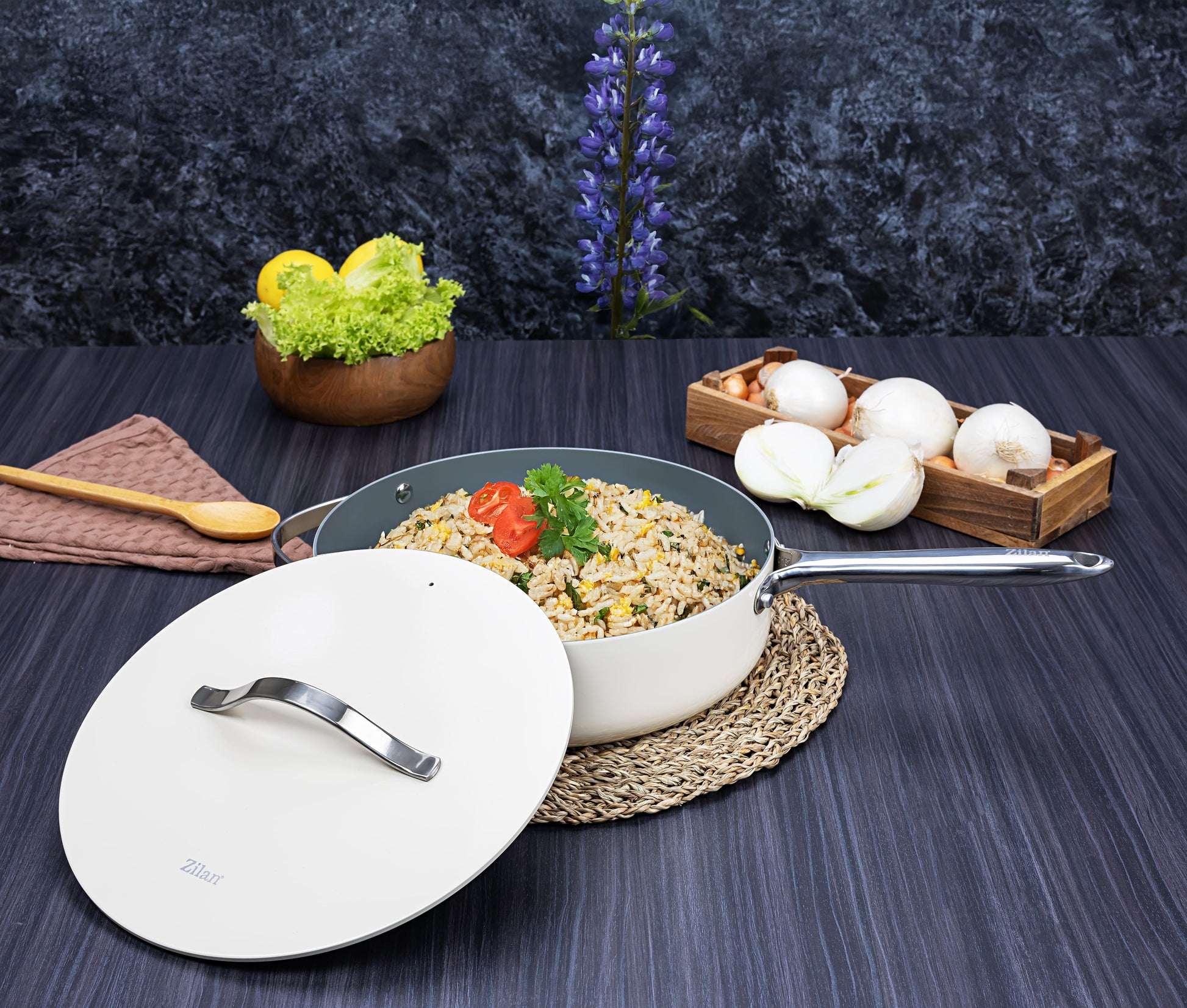 Tigaie inalta cu capac Zilan ZLN0880 din 5 straturi de material, maner inox, 28 cm