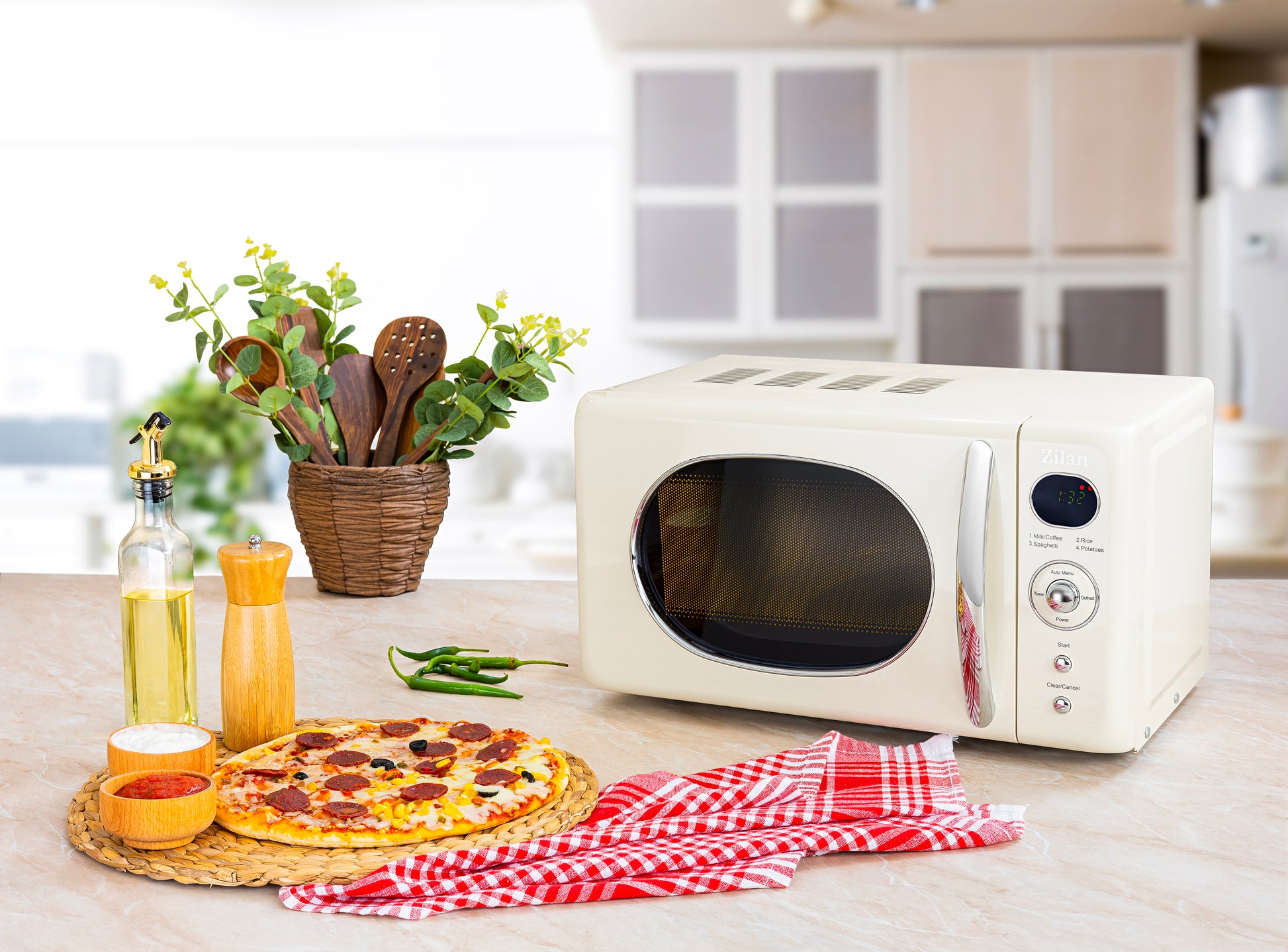 Cuptor cu microunde Zilan ZLN1245 RETRO, Putere 700W, Capacitate 20L, Functie de dezghetare, Afisaj digital, Temporizator