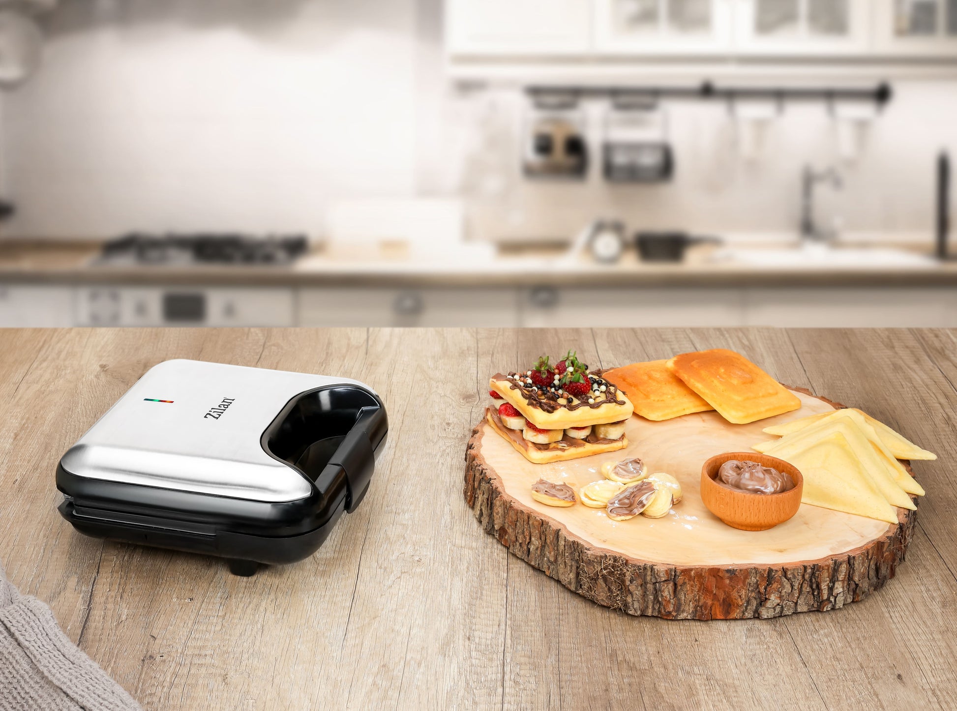 Sandwich-maker ZILAN 5 in 1 ZLN-3932, Negru/Inox 800 W, 5 tipuri de placi grill, triunghi, sandwich, waffle, nuci,